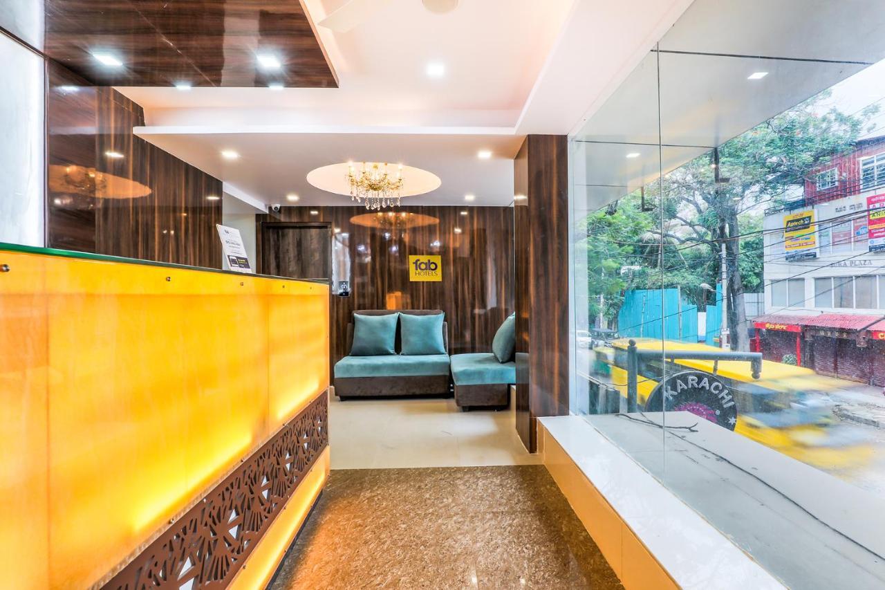 แฟ็บโฮเต็ล คราวน์ไฮต์ Hotel บังกาลอร์ ภายนอก รูปภาพ